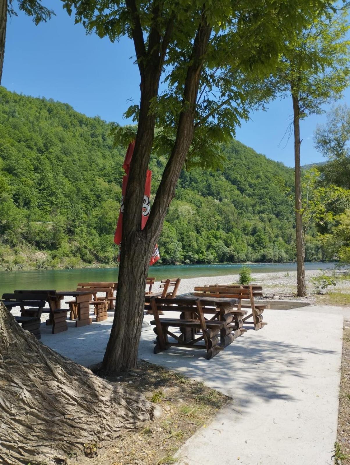 Zlatna Plaza