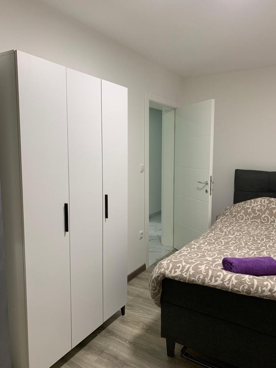 Zlatna Plaza Apartment
